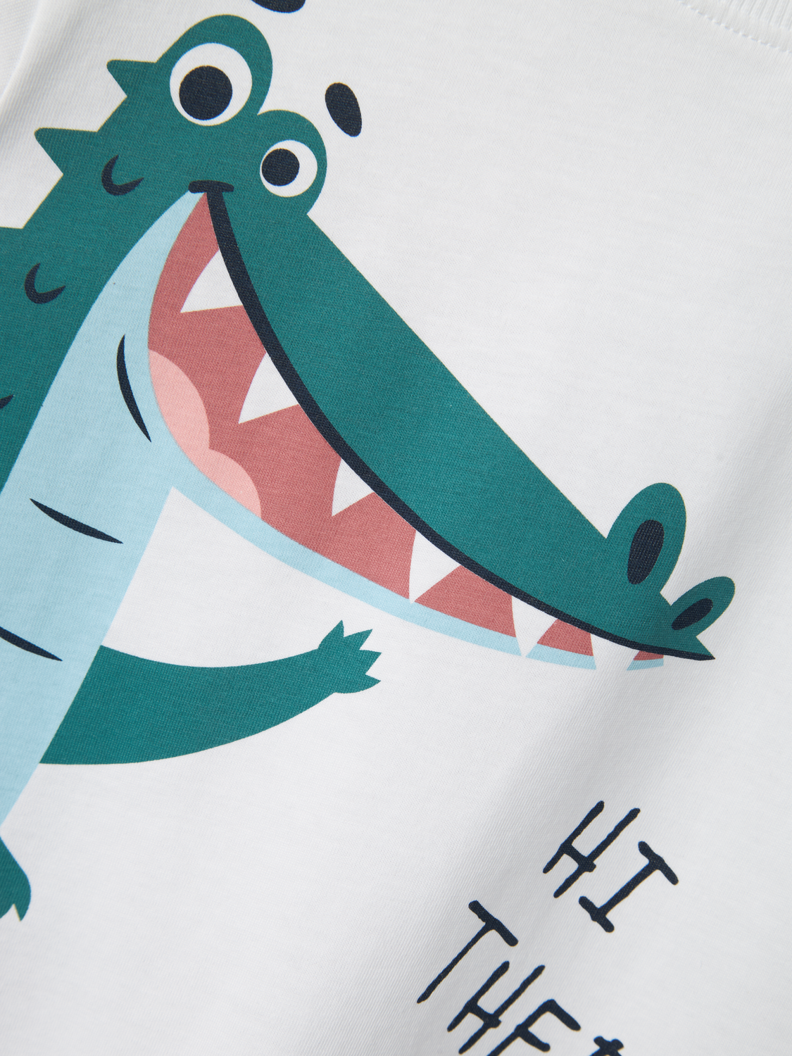 model_shot-front_full